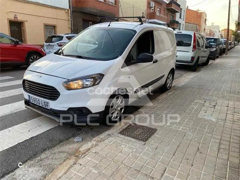 2020 Ford Tourneo