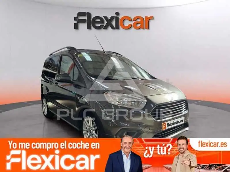 2020 Ford Tourneo