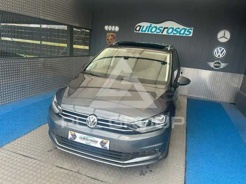 2020 Volkswagen Touran