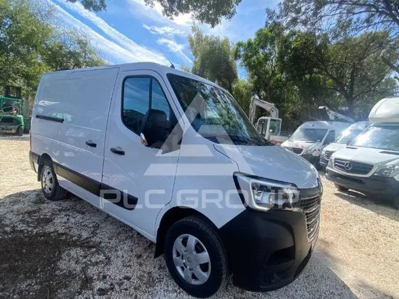 2020 Renault Master