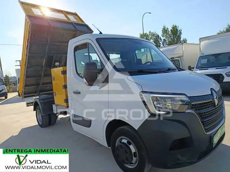 2020 Renault Master