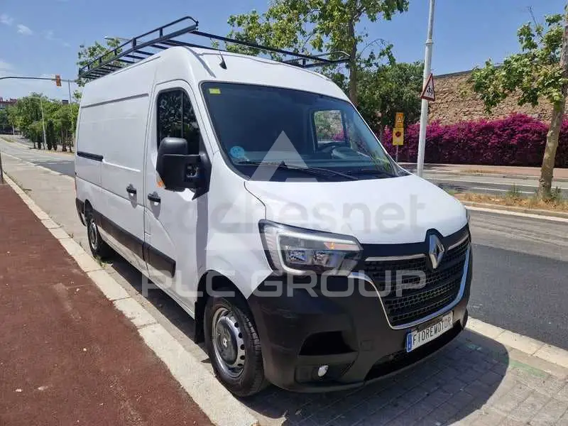 2020 Renault Master