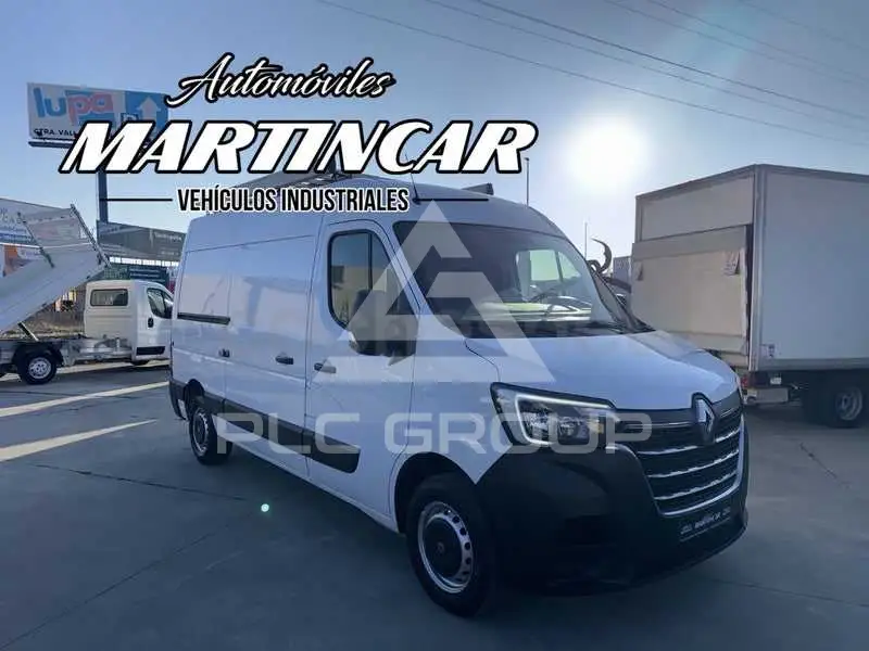 2020 Renault Master