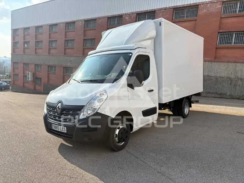 2020 Renault Master