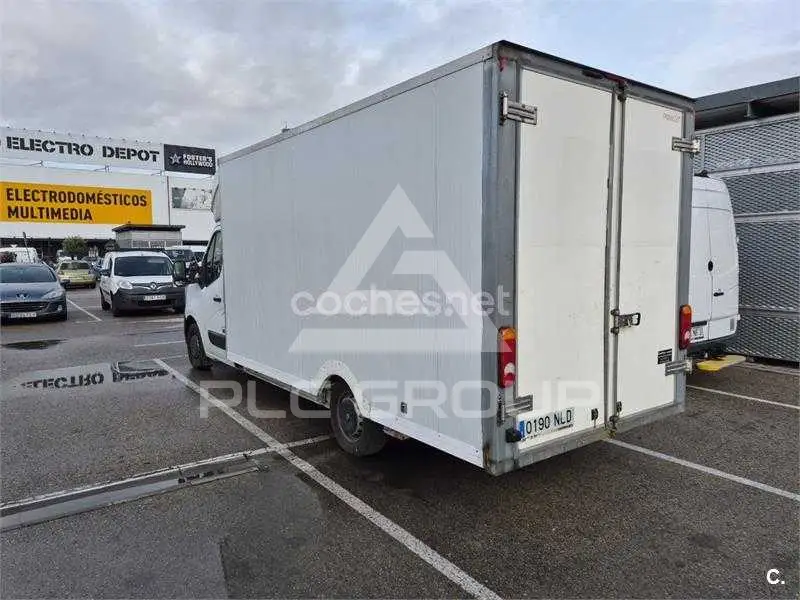 2020 Renault Master