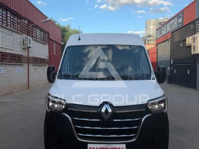 2020 Renault Master