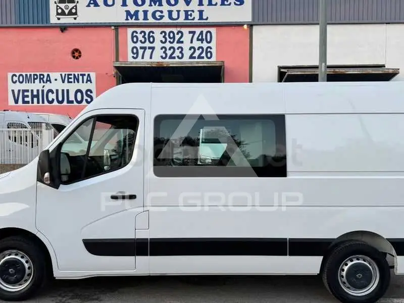 2020 Renault Master
