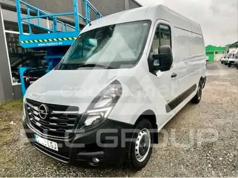 2020 Opel Movano