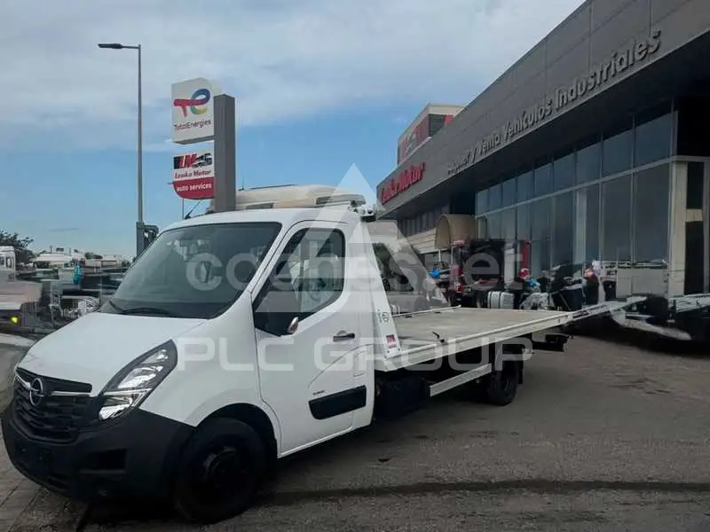 2020 Opel Movano