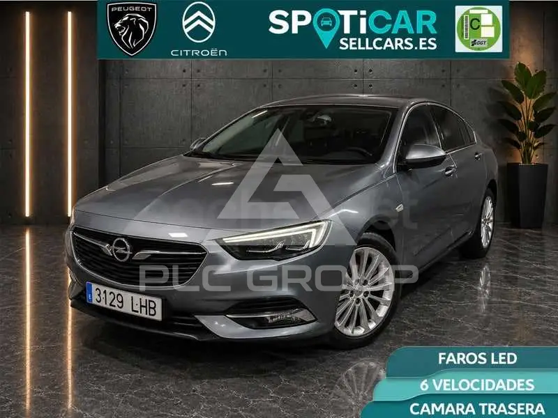 2020 Opel Insignia