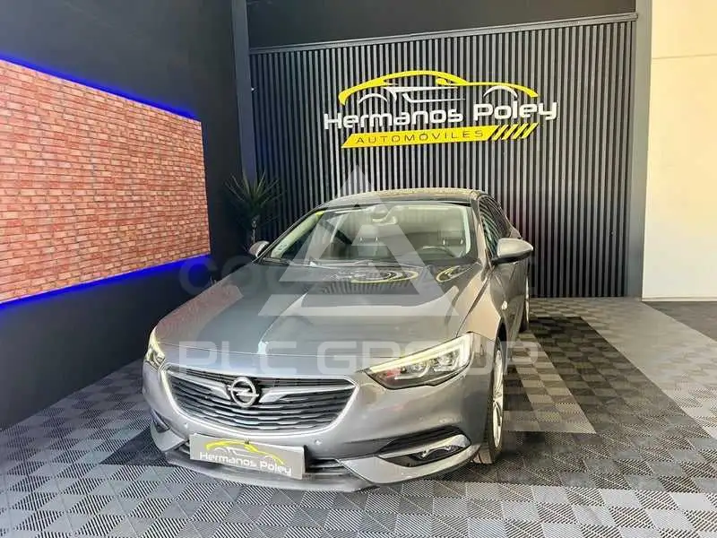 2020 Opel Insignia