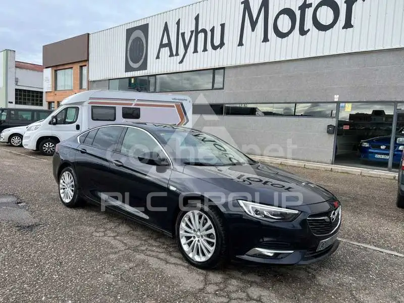 2020 Opel Insignia