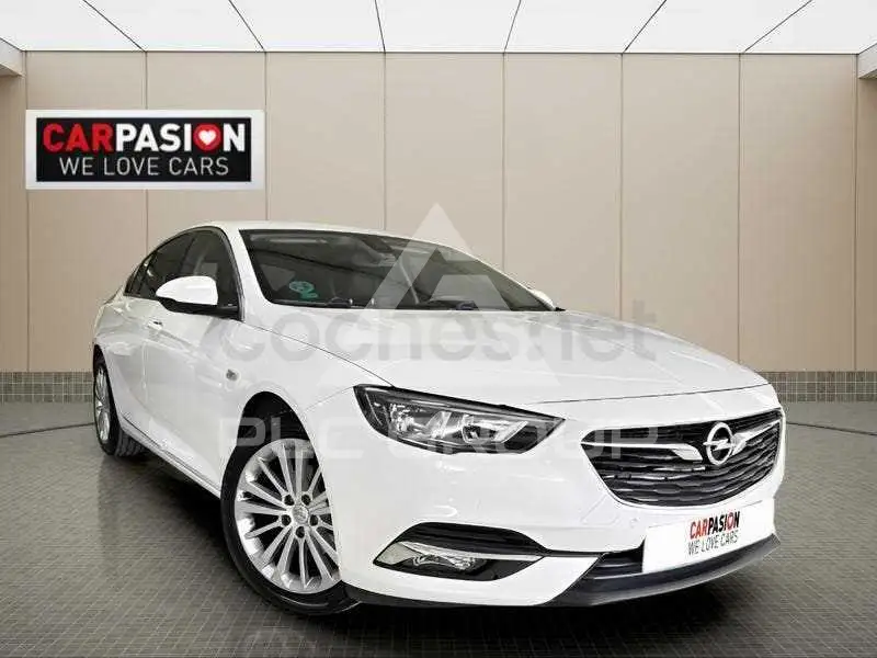 2020 Opel Insignia