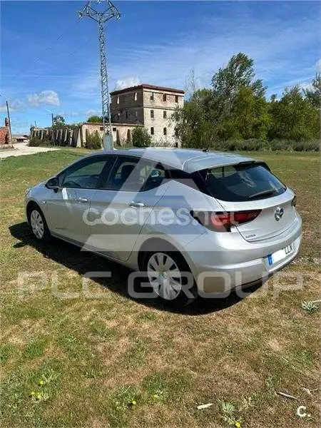 2020 Opel Astra