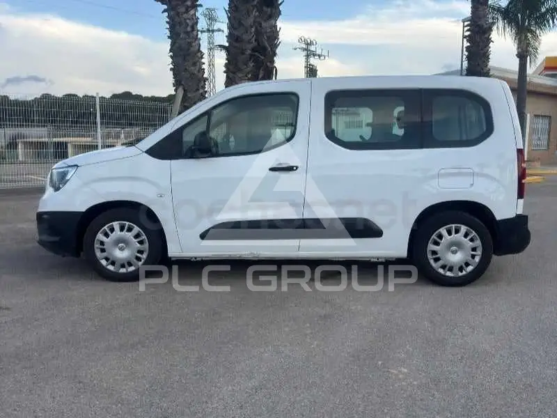 2020 Opel Combo