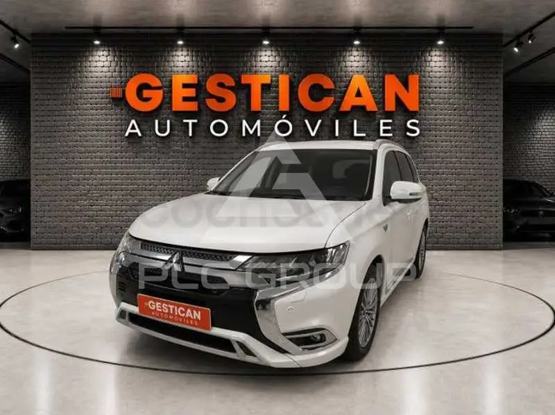 2021 Mitsubishi OUTLANDER