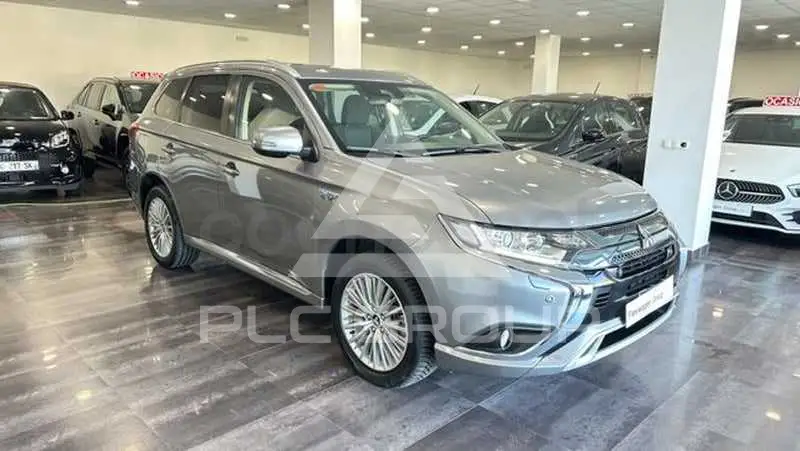 2021 Mitsubishi OUTLANDER