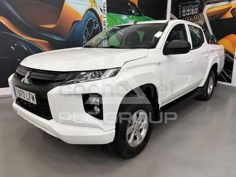 2021 Mitsubishi L200