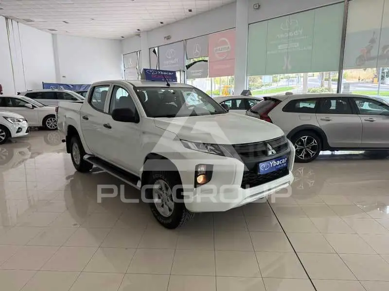 2021 Mitsubishi L200