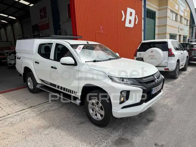 2021 Mitsubishi L200