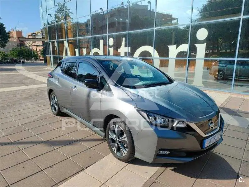 2021 Nissan LEAF