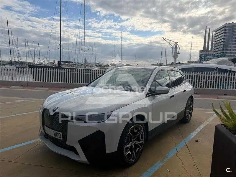 2021 BMW iX