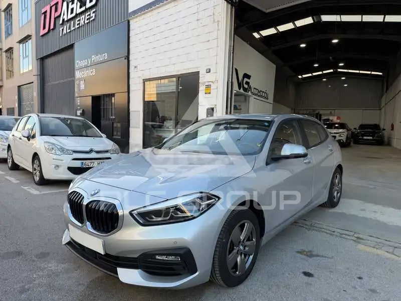 2021 BMW 1 series