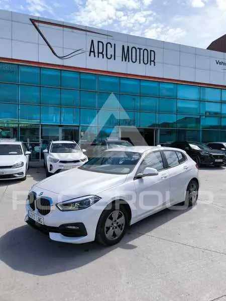 2021 BMW 1 series