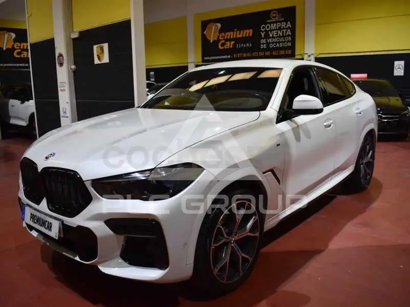 2021 BMW X6