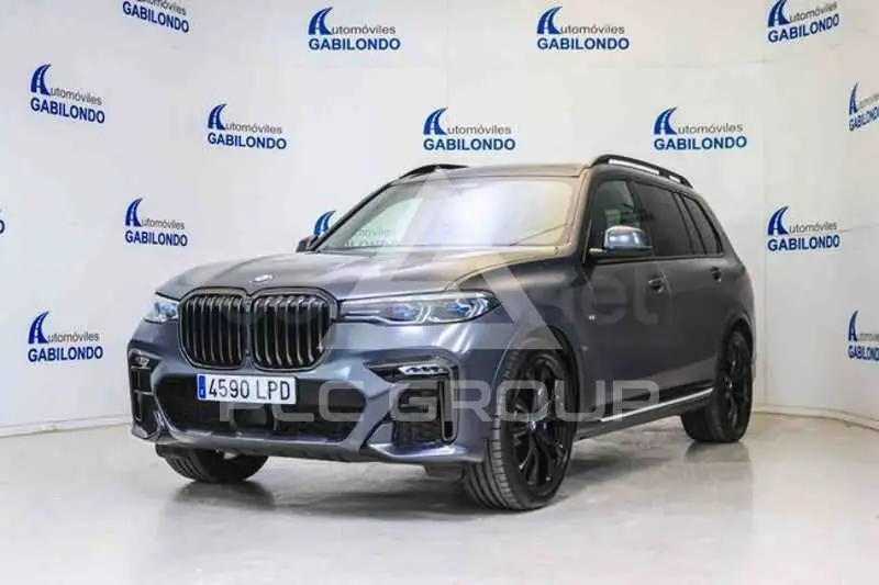 2021 BMW X7