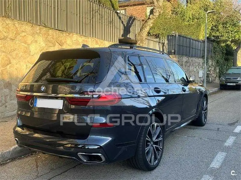 2021 BMW X7