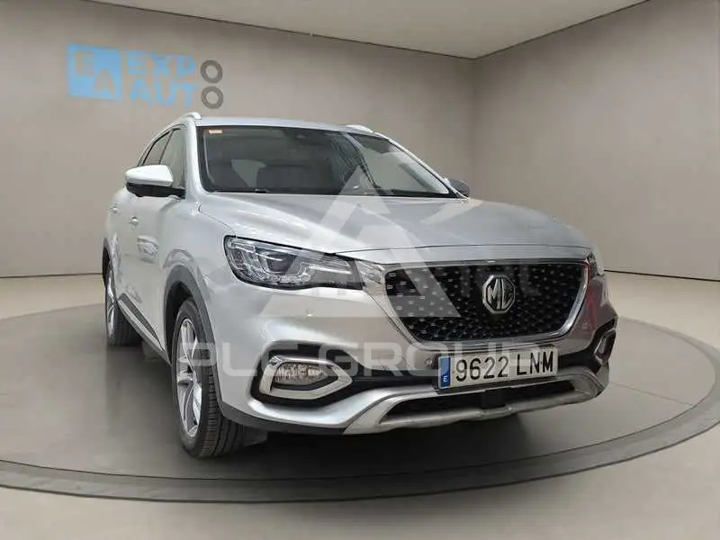 2021 MG HS