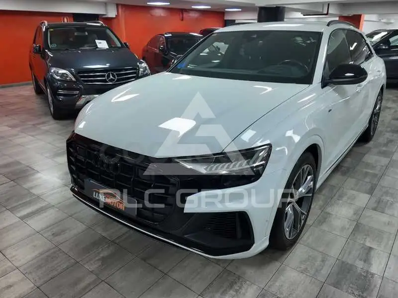 2021 Audi Q8