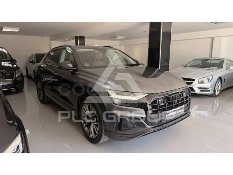 2021 Audi Q8