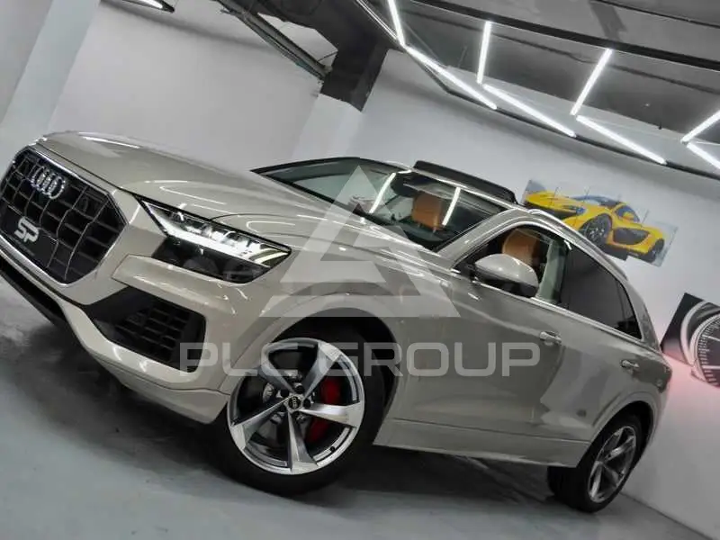 2021 Audi Q8