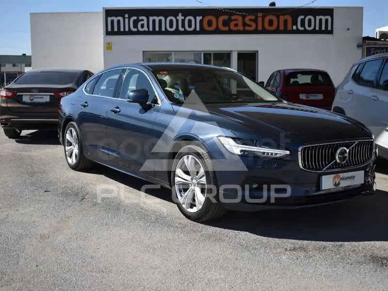 2021 Volvo S90