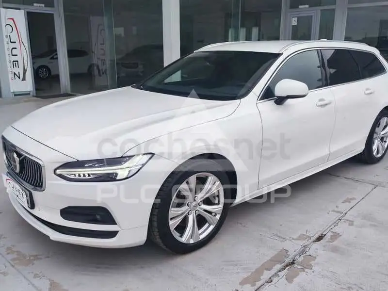 2021 Volvo V90