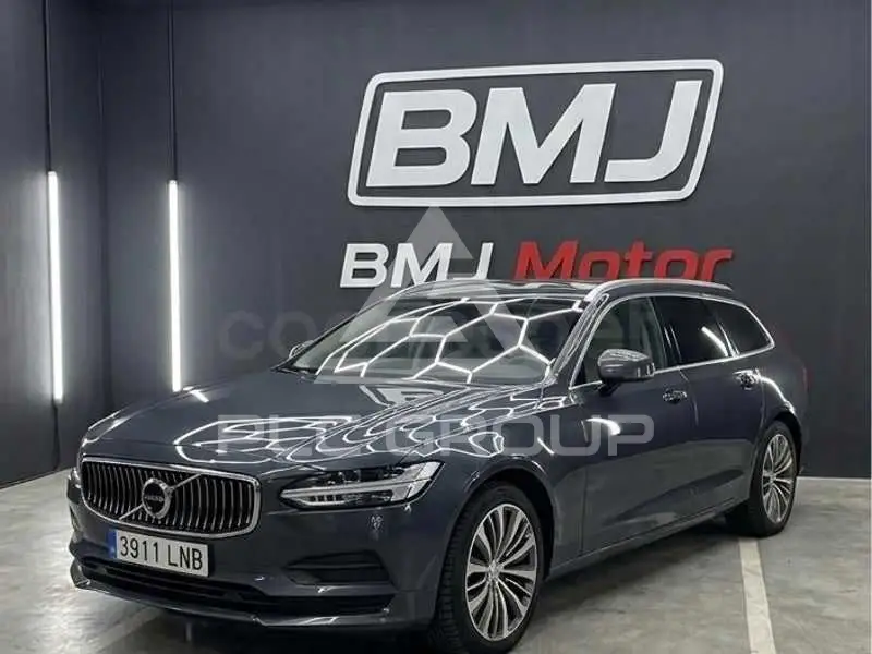 2021 Volvo V90