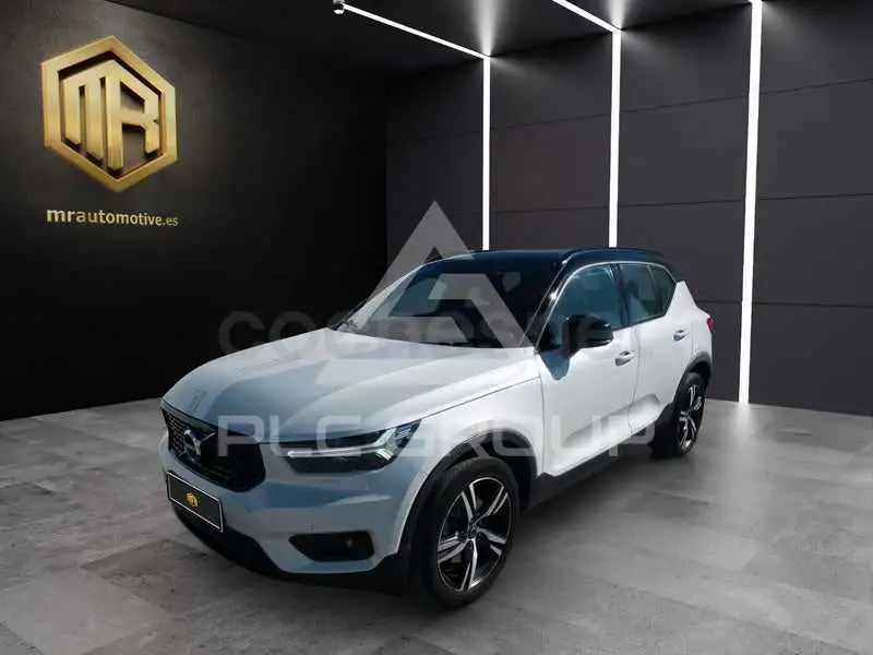 2021 Volvo XC40
