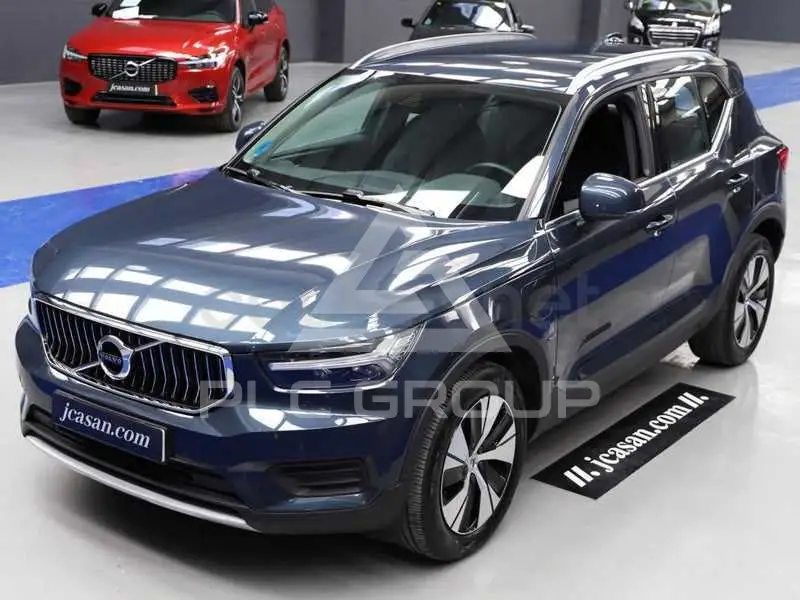 2021 Volvo XC40