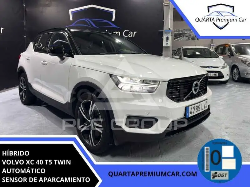 2021 Volvo XC40
