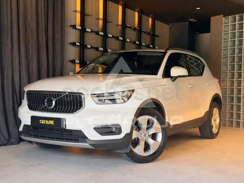 2021 Volvo XC40