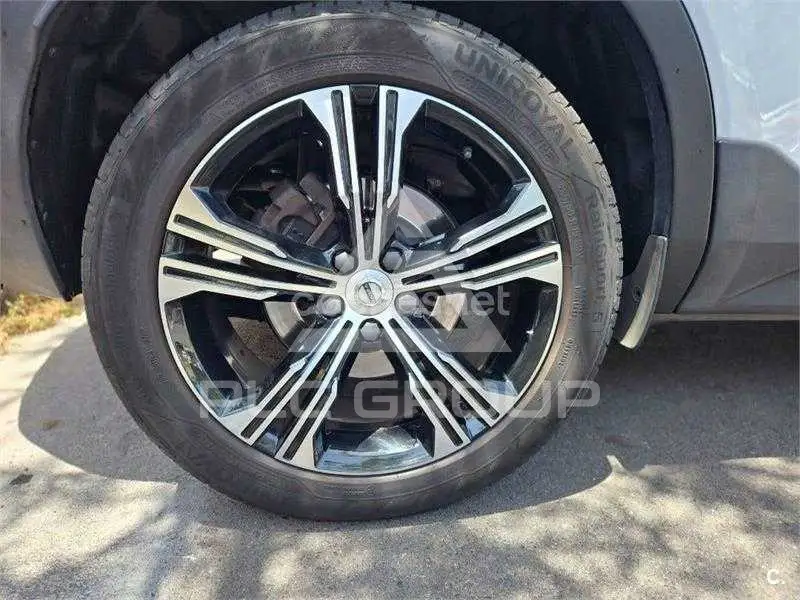 2021 Volvo XC40