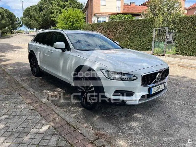 2021 Volvo V90