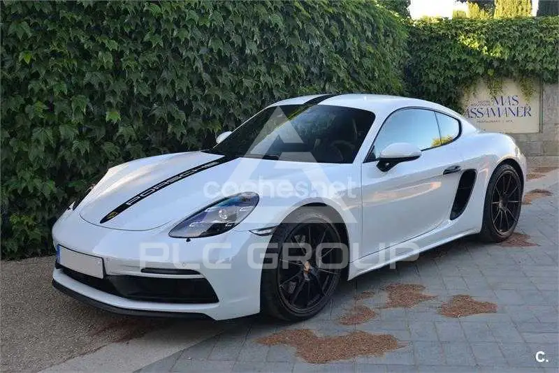 2021 Porsche 718