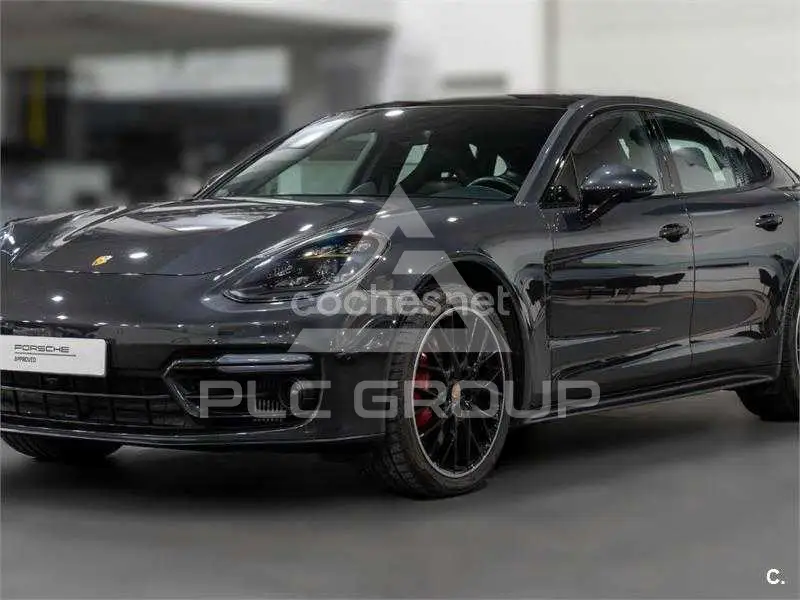 2021 Porsche Panamera