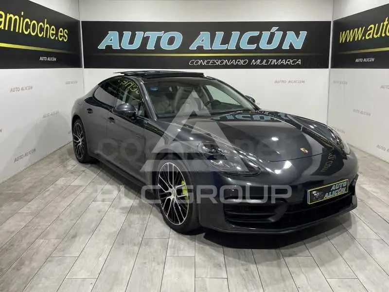 2021 Porsche Panamera