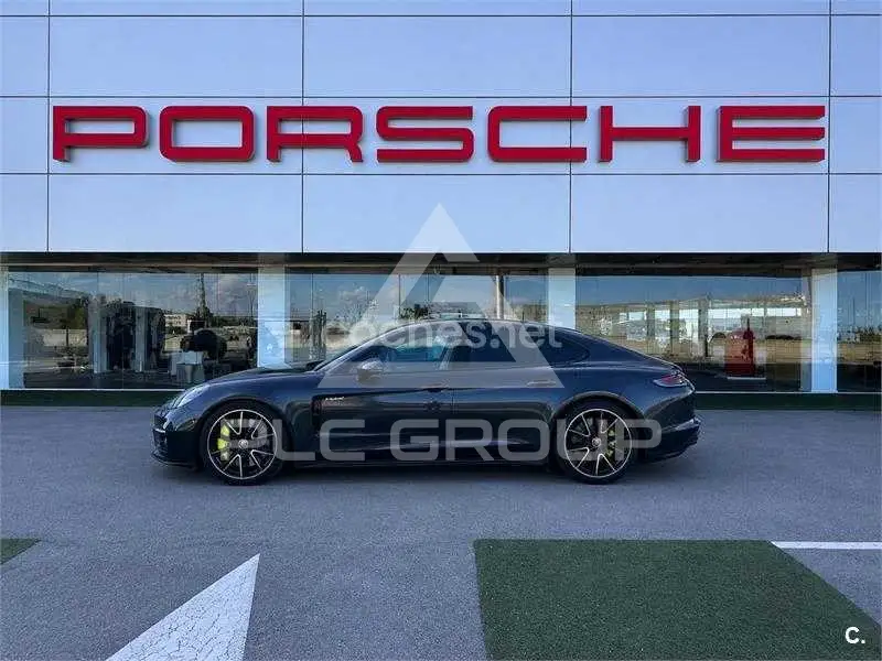 2021 Porsche Panamera