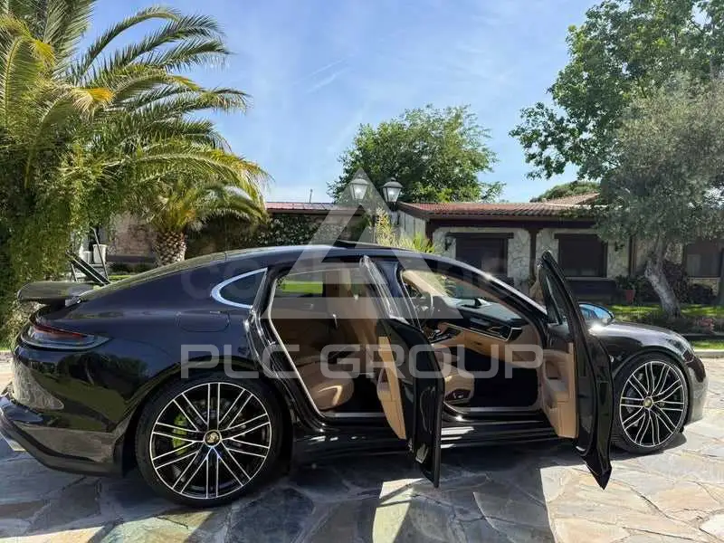 2021 Porsche Panamera