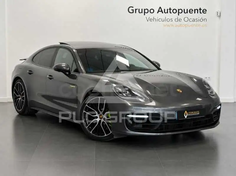 2021 Porsche Panamera